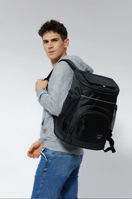 33L Insulated Hiking Bag – Waterproof & Thermal 4